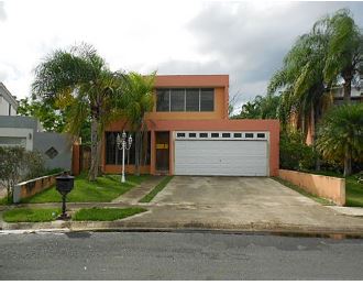 L-33 Urb. Montecasino Hei