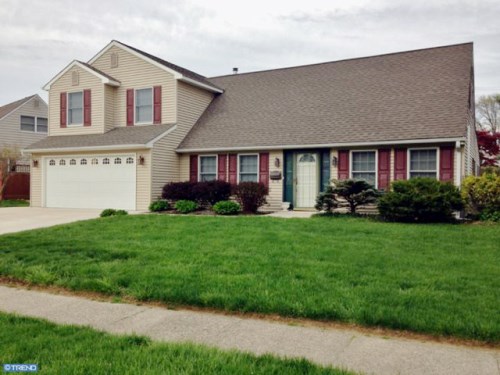 136 TWIN OAK DR