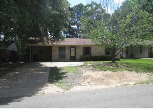 9443 Normandie Dr