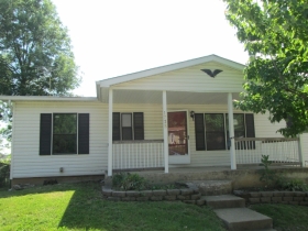 1738 Spruce Dr