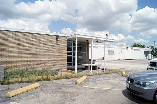 6101 Dixie Drive