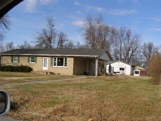 321 Lakeview Dr