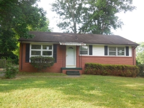 1310 Runyon Dr