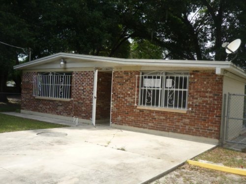 1110 E Genesee St