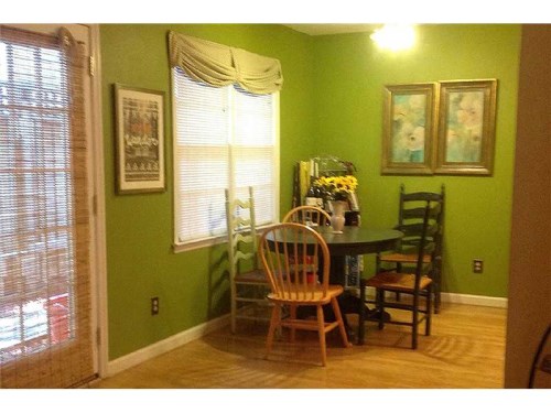 Unit A2 - 759 Myrtle Street