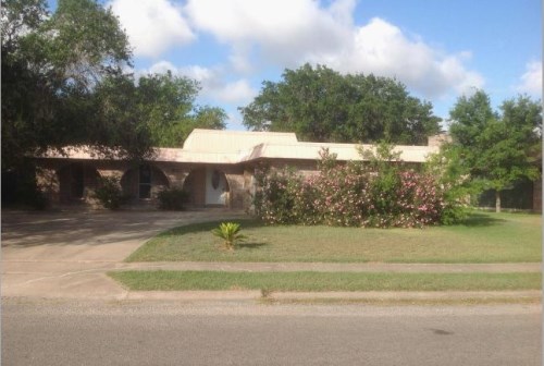 4018 Capitol Dr