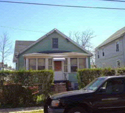 28 Baxter Avenue