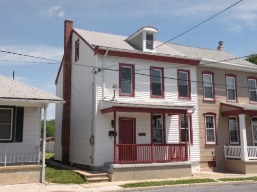 1925 Church St