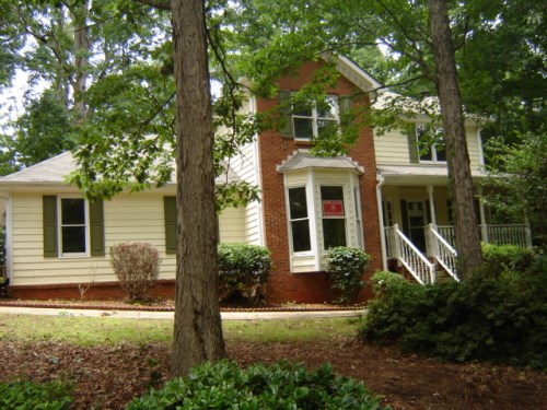 215 Radcliffe Trce