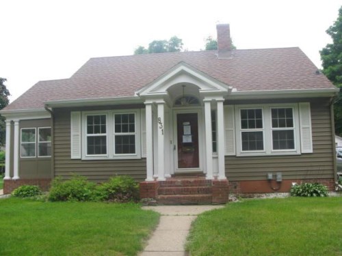 831 Nicollet Ave