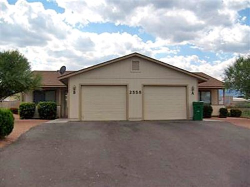 2558 S Mountain View Dr