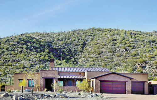6087 W. Seven Saguaros Circle