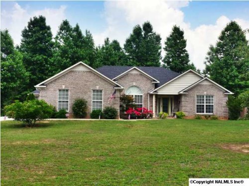 305 Wildwood Way