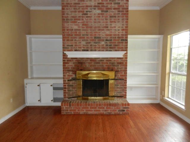 125 Holmar Drive