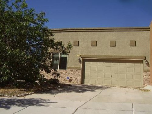 2103 Cortina Loop SE