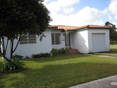 12024 NW 3 AV