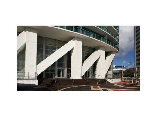 888 BISCAYNE BL # 3905