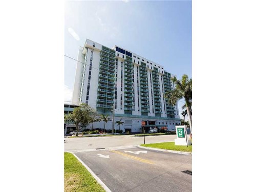 13499 BISCAYNE BL # 410