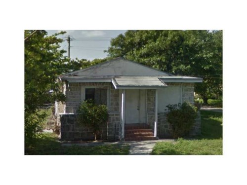 2100 NW 68 ST