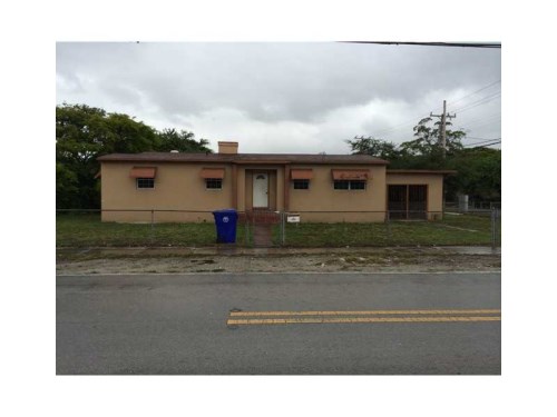 1790 NW 43 ST