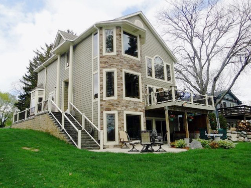 W347N5960 Lake Dr