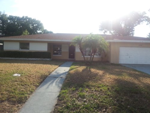 102 S Cirus Ave