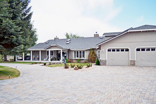 1638 Broken Bow