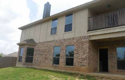 1917 Lindentree Drive