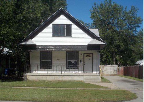 240 N Madison