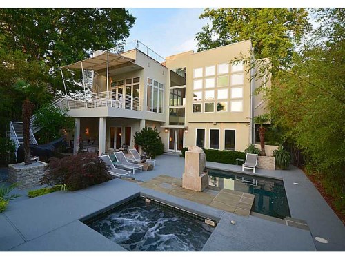 1300 Monroe Drive Ne