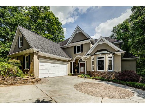 5805 De Claire Court