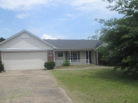 724 Elkhart Loop