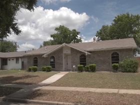 4022 Mayflower Dr