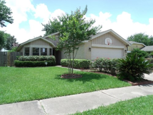 12031 Longbrook Dr