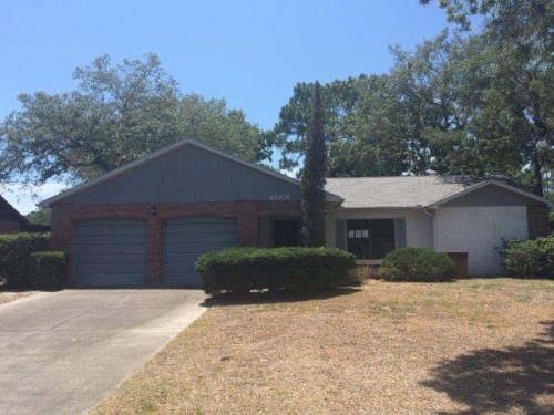 4001 Treetop Circle