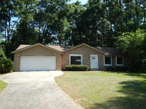 246 Dolphin Ct