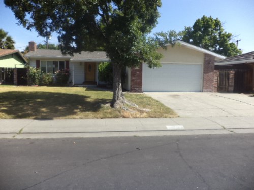 2711 Jasmine Avenue