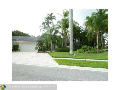 8209 DESMOND DR