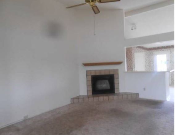 2437 Chestnut Way