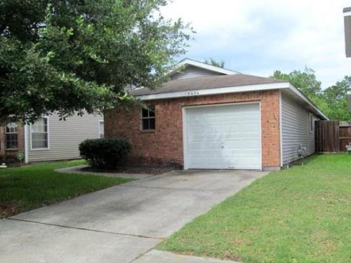 15604 Aiken Ln