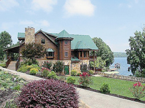 102 Chickasaw Point