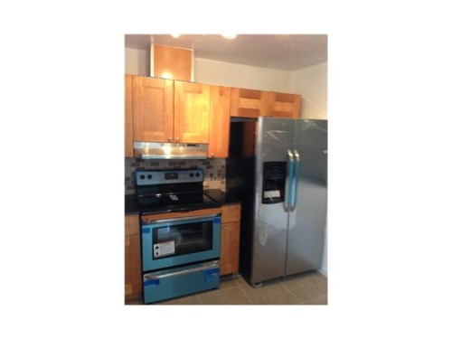 5120 SW 40TH AV # 8A