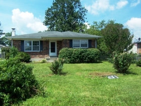 425 Eastview Dr