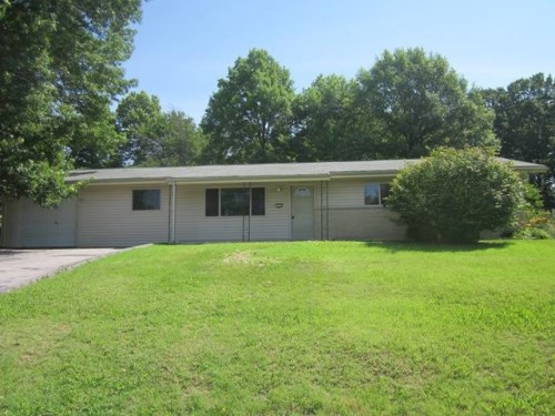 1570 Archer Dr