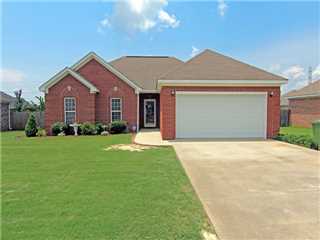 304 Nichole Ln.