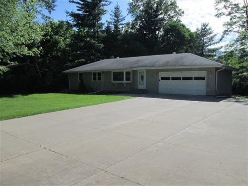 8346 Groveland Rd