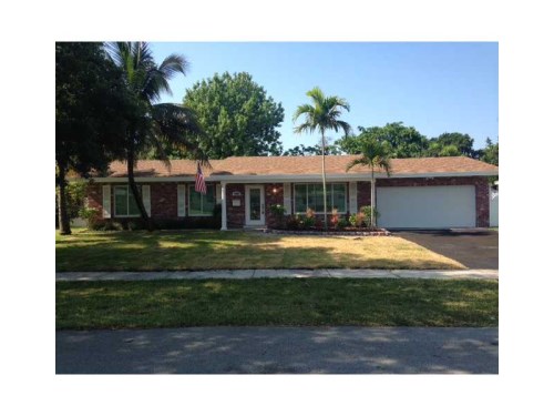 7520 NW 15 ST