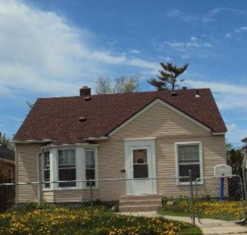 2015 Russell Avenue North