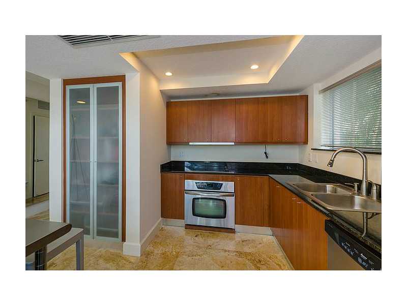 245 MICHIGAN AV # LG-1