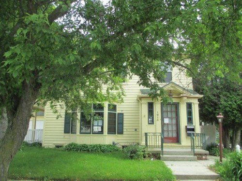 1015 Geele Ave